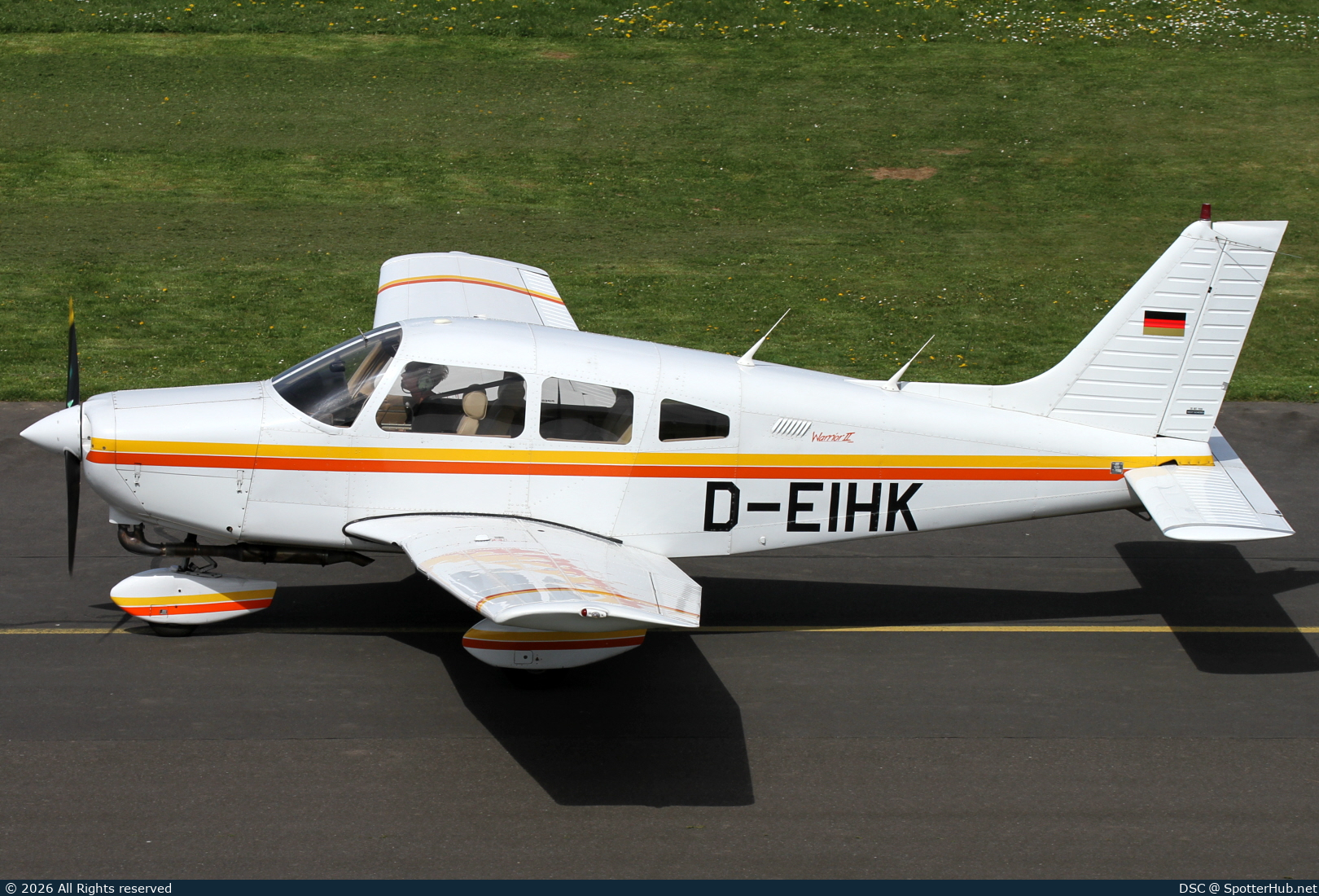 Photo of D-EIHK - Piper PA-28-161 Warrior II operated by Private