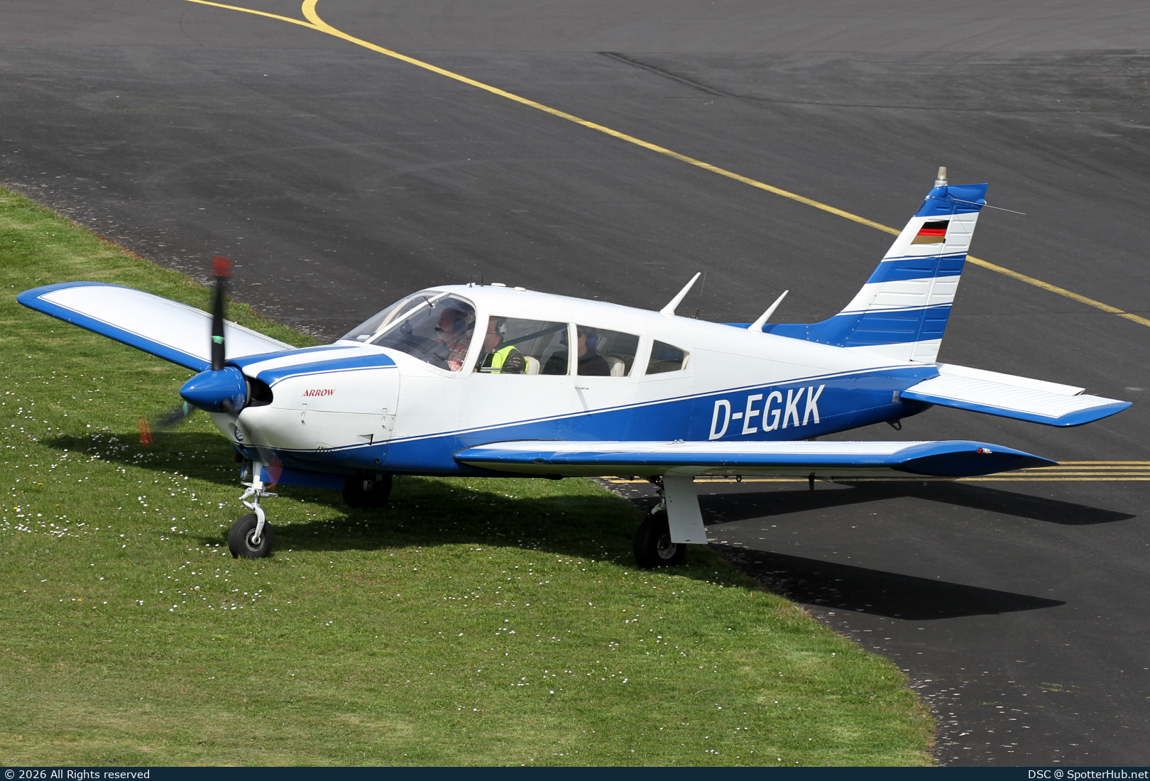 Photo of D-EGKK - Piper PA-28R-200 Cherokee Arrow II operated by Private