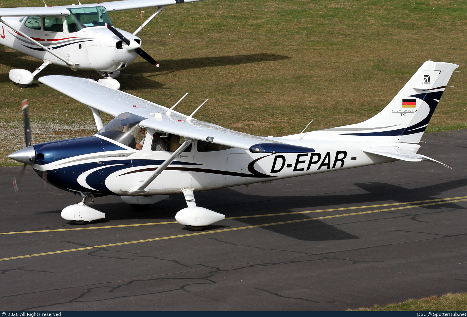 Photo of D-EPAR - Cessna T182T Turbo Skylane TC operated by Private