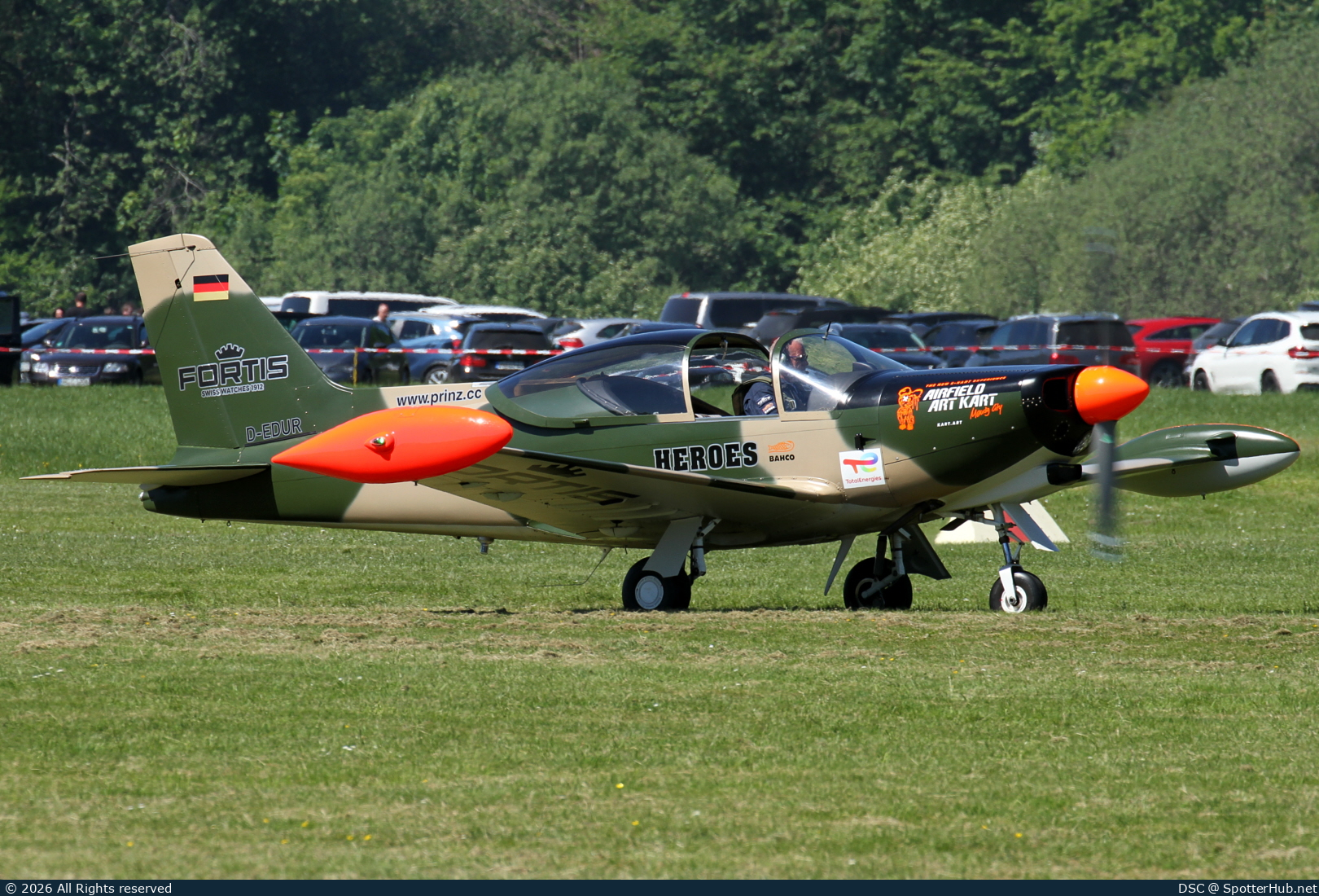 Photo of D-EDUR - SIAI-Marchetti SF.260 operated by Private