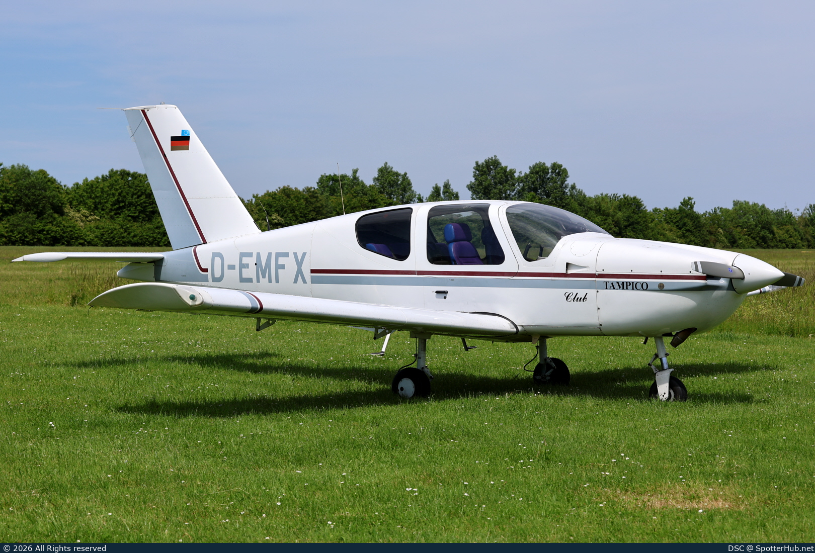Photo of D-EMFX - SOCATA TB-9 Tampico Club operated by Private