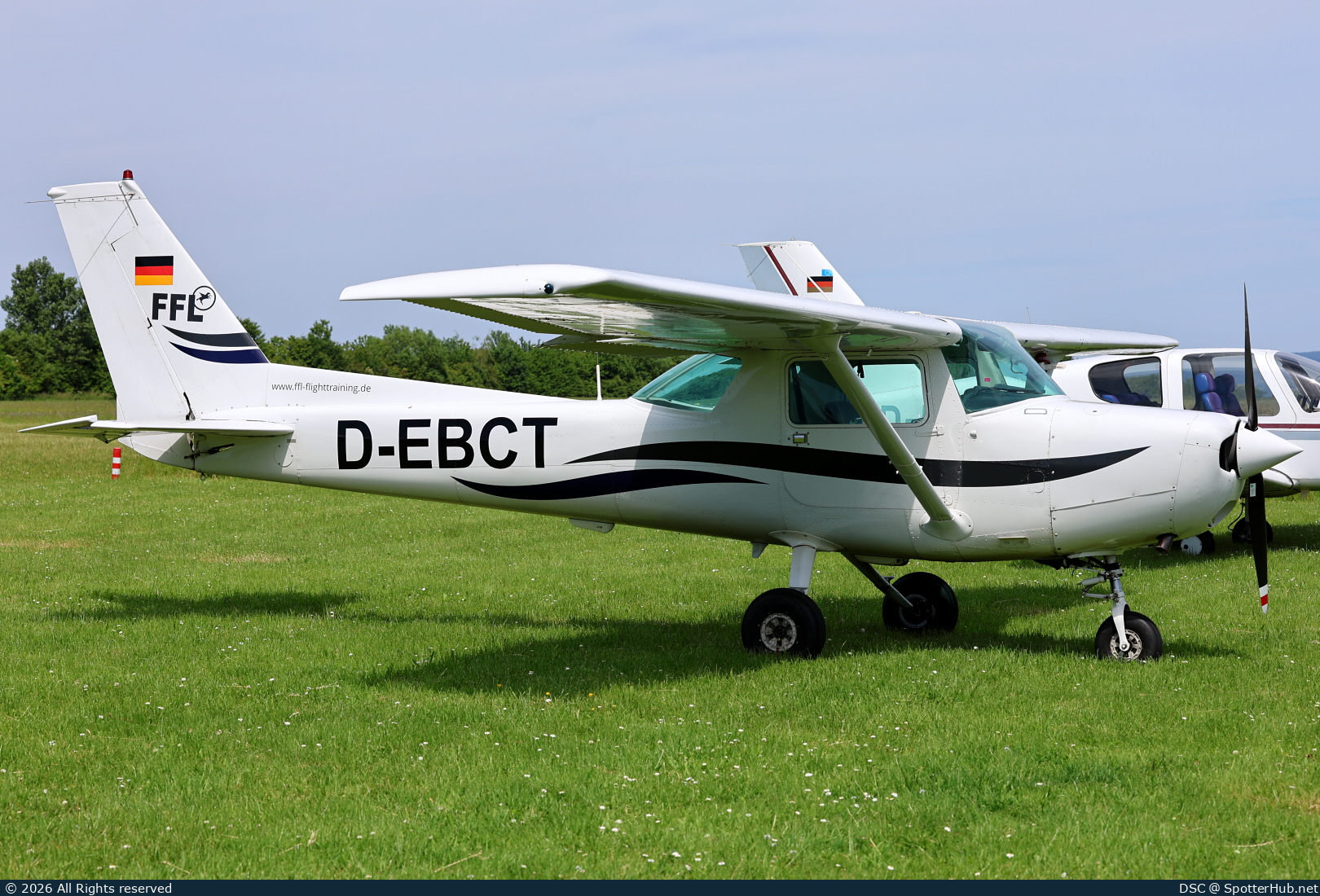 Photo of D-EBCT - Cessna 152 operated by FFL Flugschule