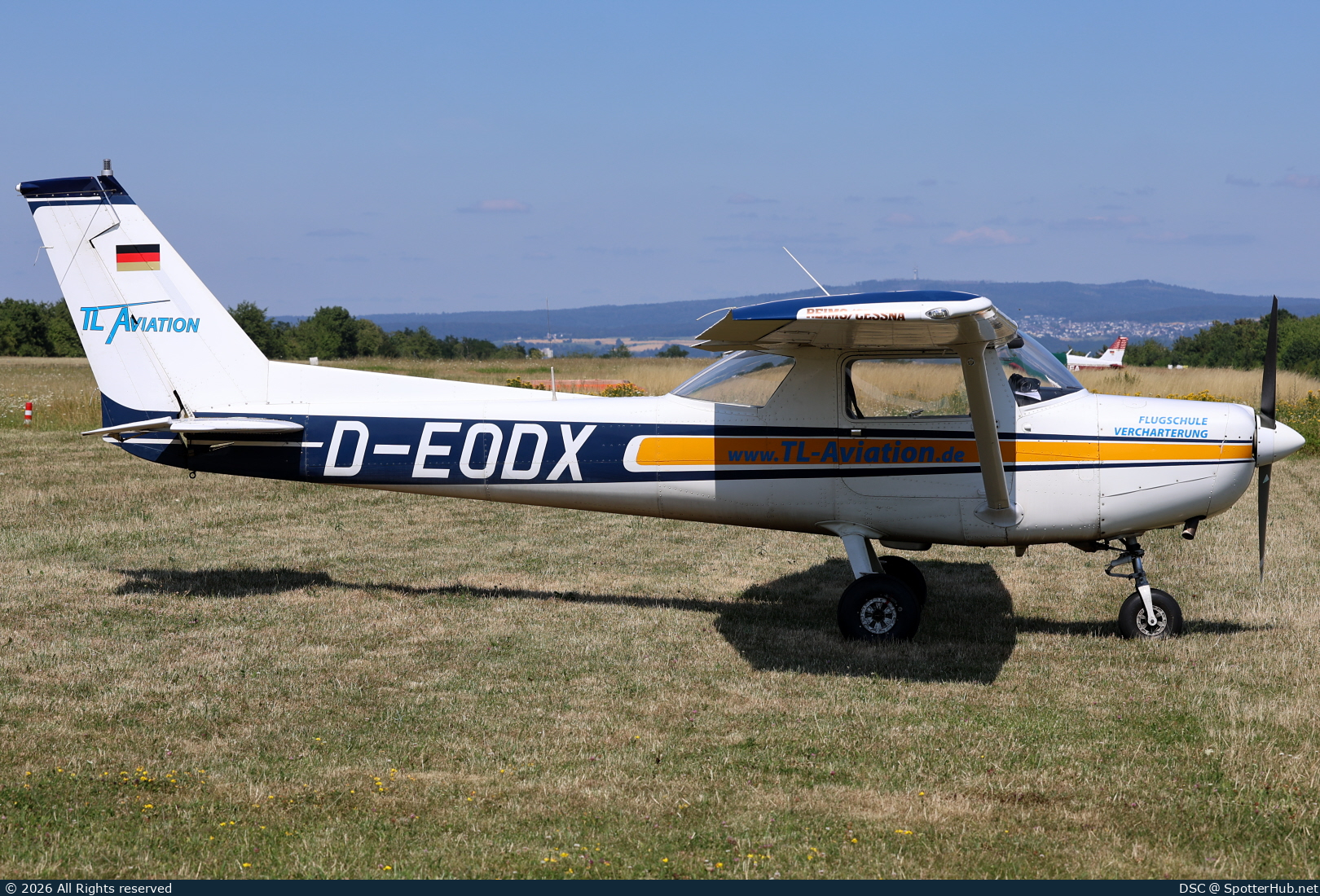 Photo of D-EODX - Reims-Cessna F152 operated by TL Aviation