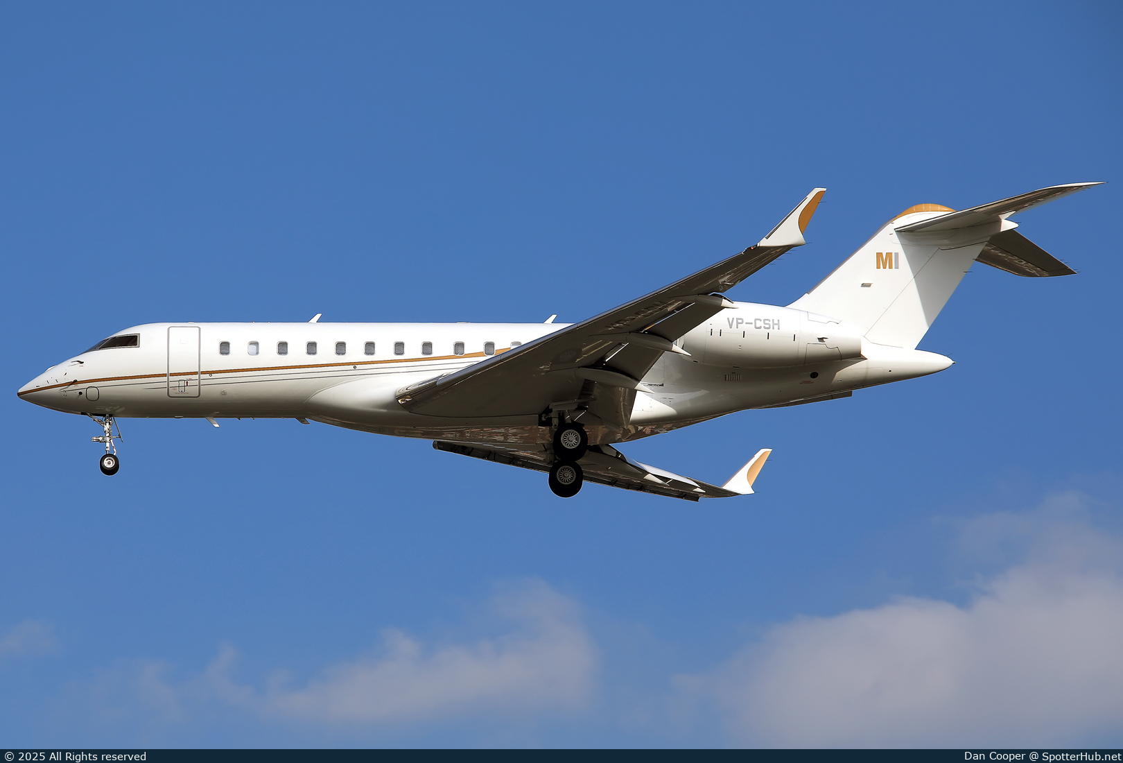 Photo of VP-CSH - Bombardier Global 6500 operated by Business Aviation Asia