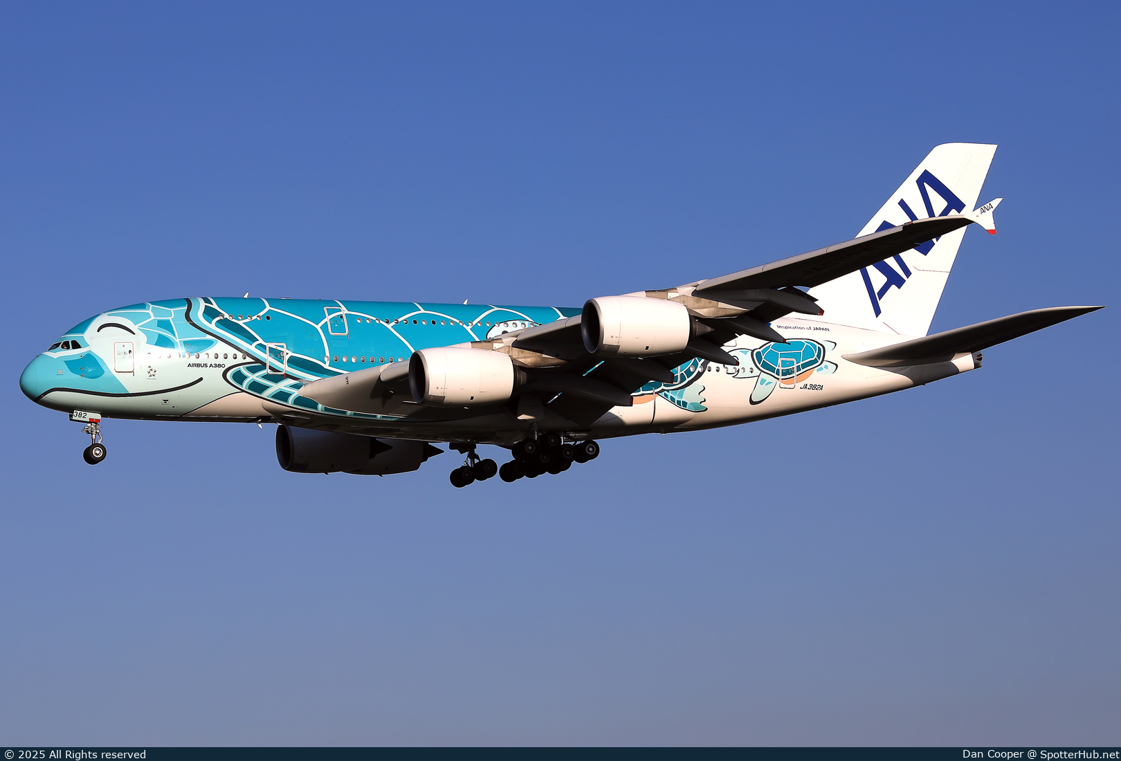Photo of JA382A - Airbus A380-841 operated by ANA All Nippon Airways