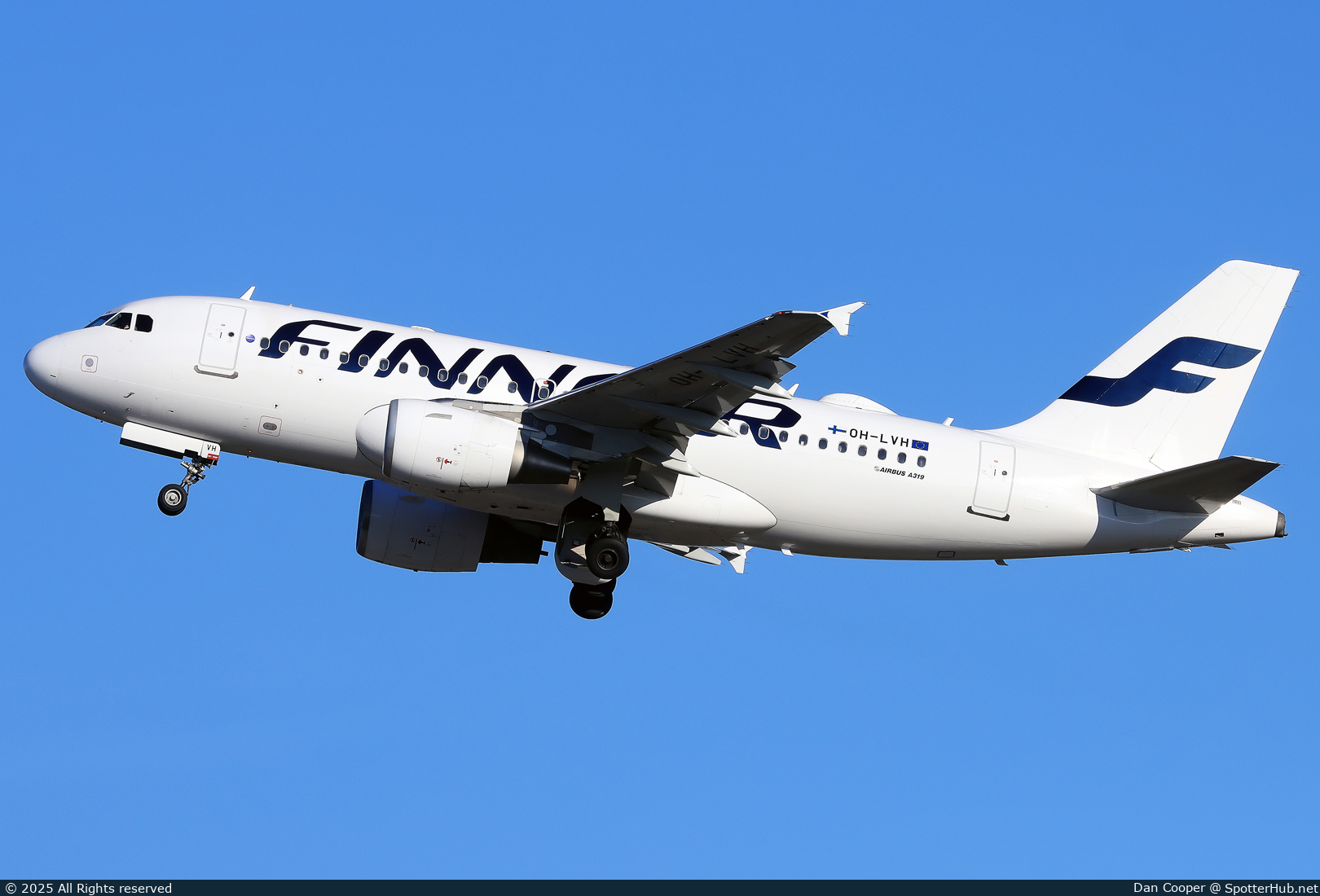Photo of OH-LVH - Airbus A319-112 operated by Finnair