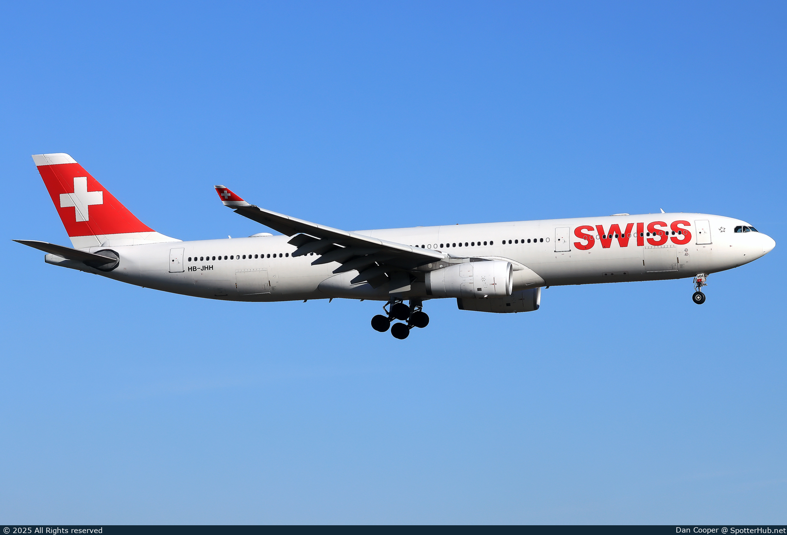 Photo of HB-JHH - Airbus A330-343 operated by Swiss International Air Lines