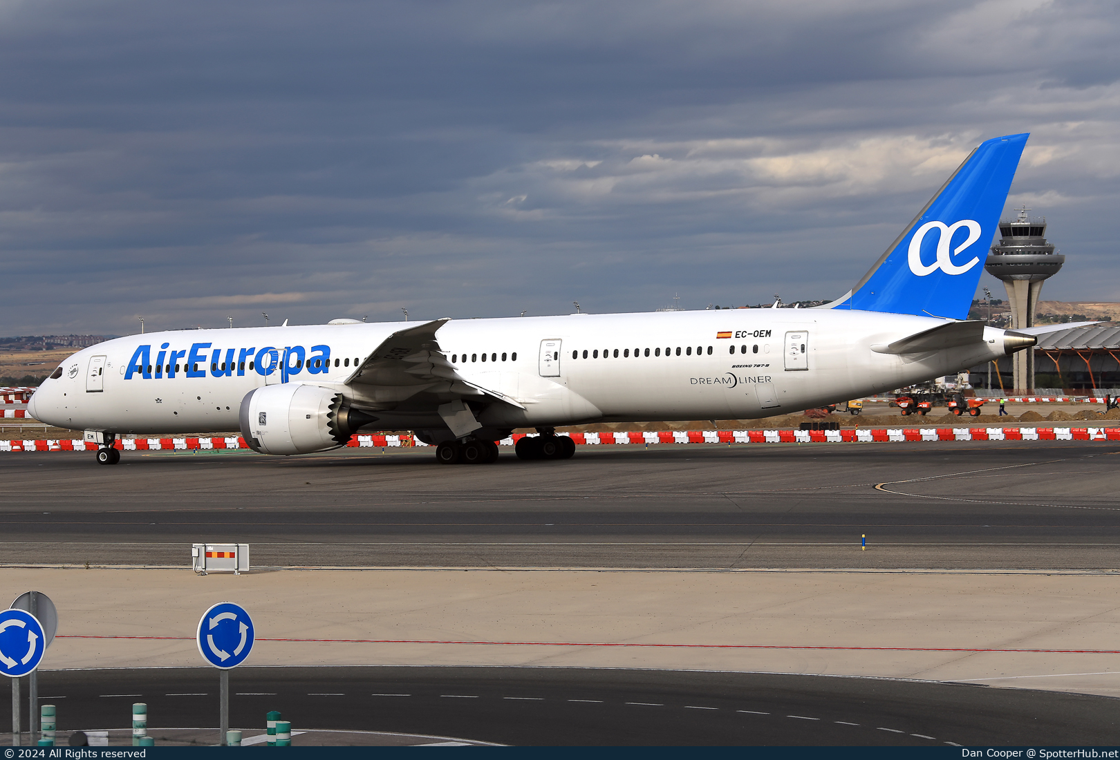 Photo of EC-OEM - Boeing 787-9 Dreamliner operated by Air Europa