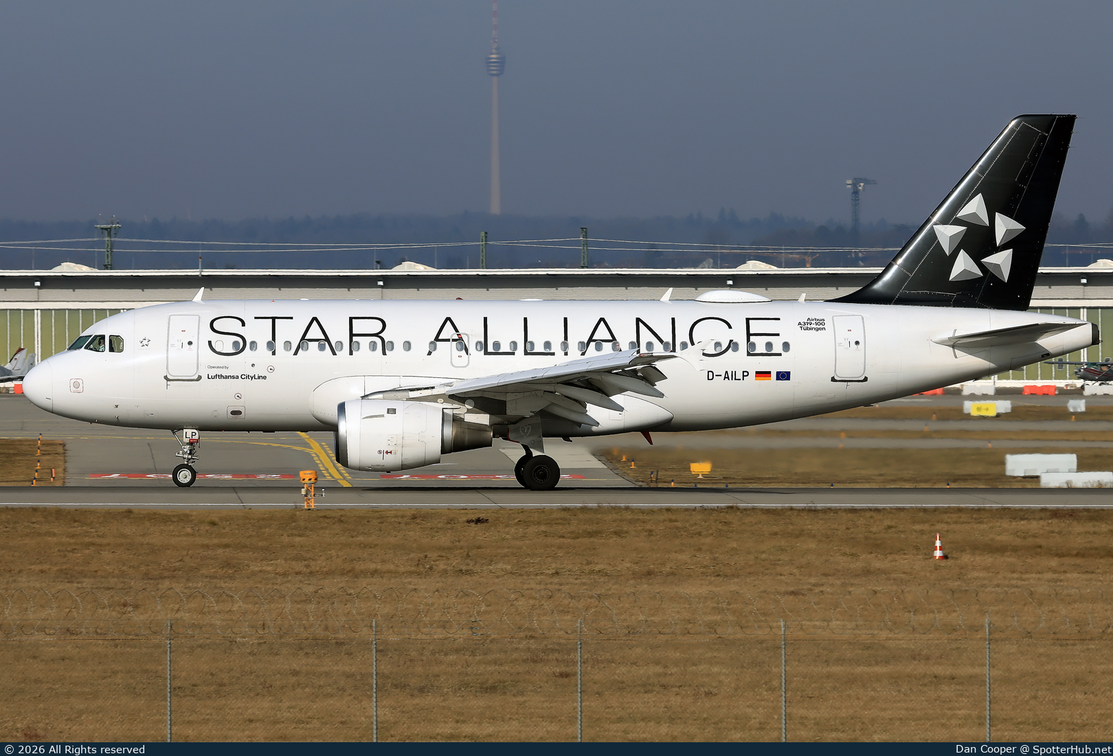 Photo of D-AILP - Airbus A319-114 operated by Lufthansa CityLine