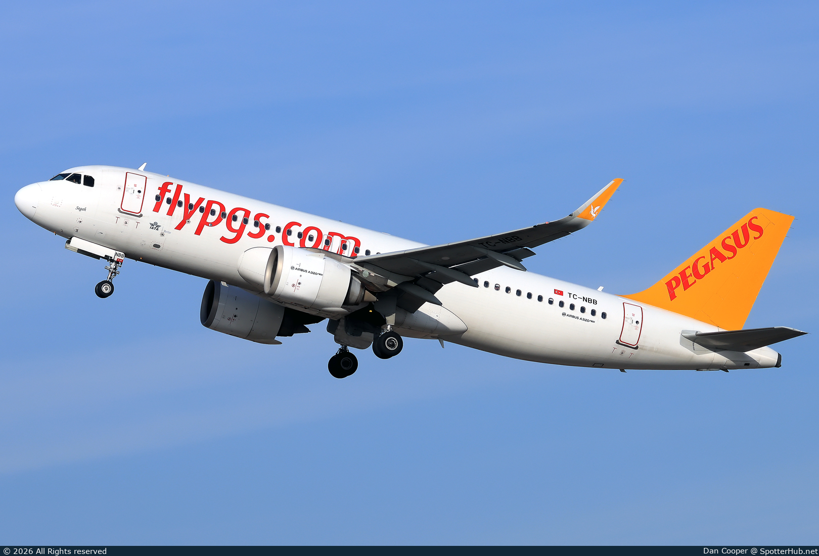 Photo of TC-NBB - Airbus A320-251N operated by Pegasus Airlines