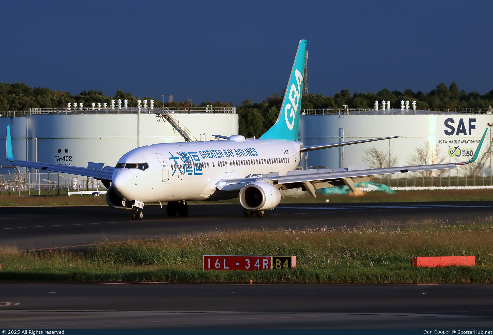 Photo of B-KJC - Boeing 737-8JP operated by Greater Bay Airlines