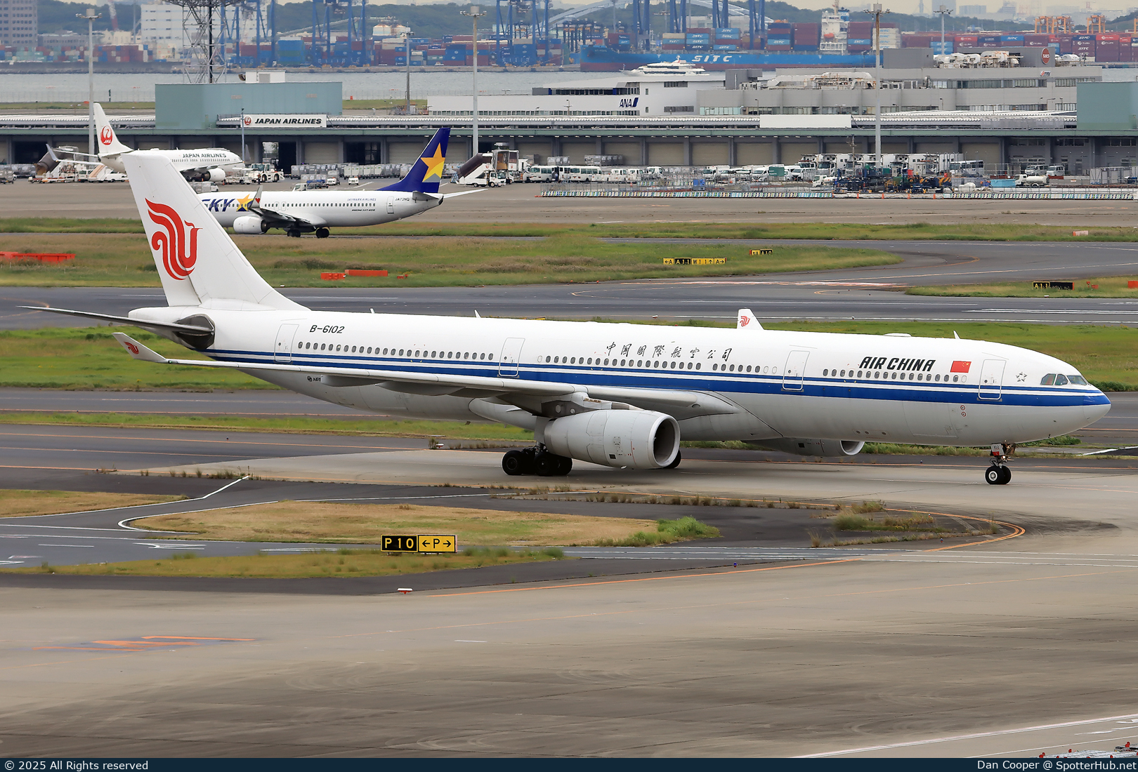 Photo of B-6102 - Airbus A330-343 operated by Air China