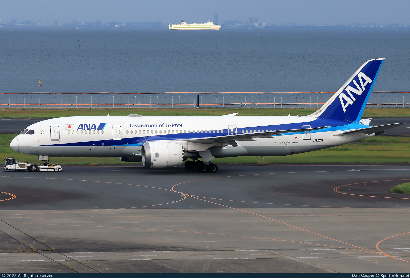 Photo of JA811A - Boeing 787-8 Dreamliner operated by ANA All Nippon Airways (opb Air Japan)