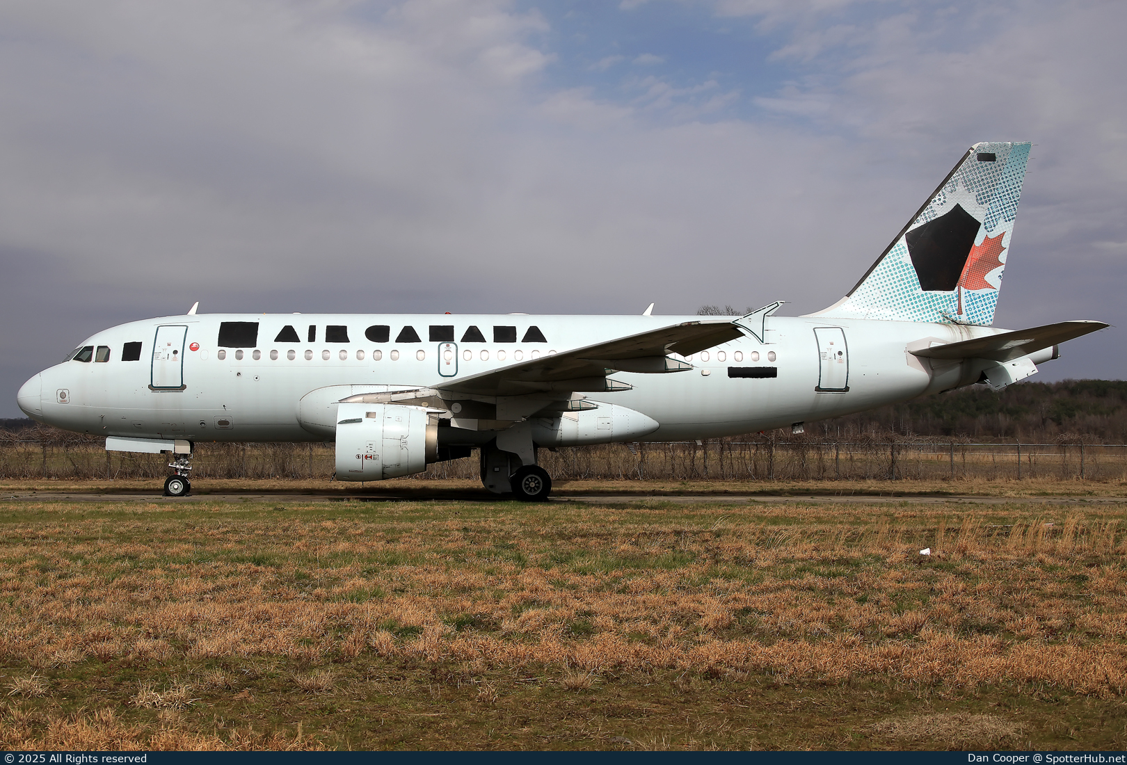 Photo of C-FZUL - Airbus A319-114 operated by Air Canada