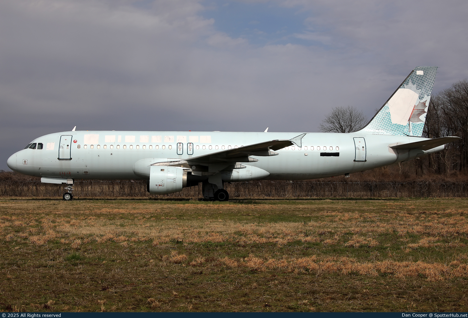 Photo of C-FFWI - Airbus A320-211 operated by Air Canada