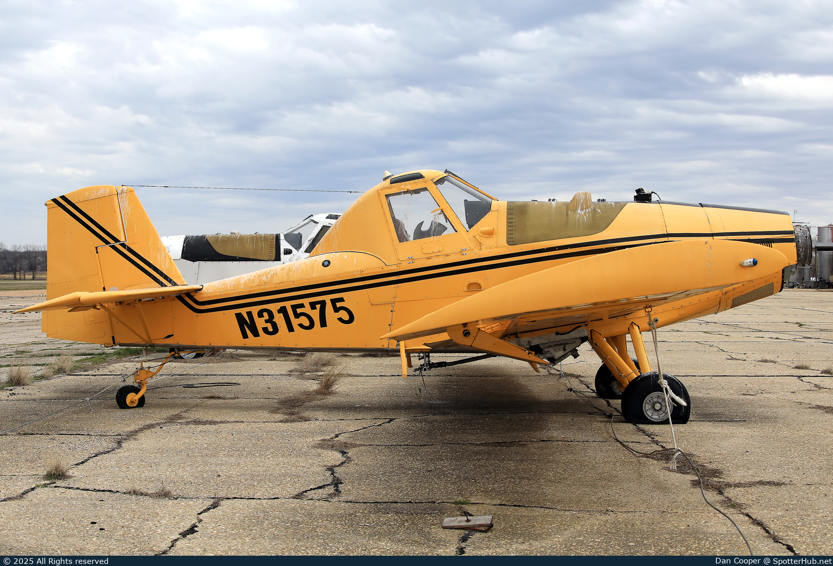 Photo of N31575 - Ayres S-2R-G6 Turbo Thrush operated by Private