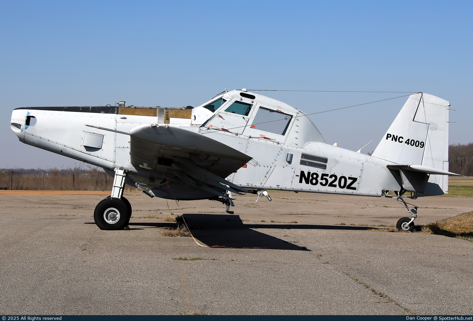 Photo of N8520Z - Air Tractor AT-802 operated by Private
