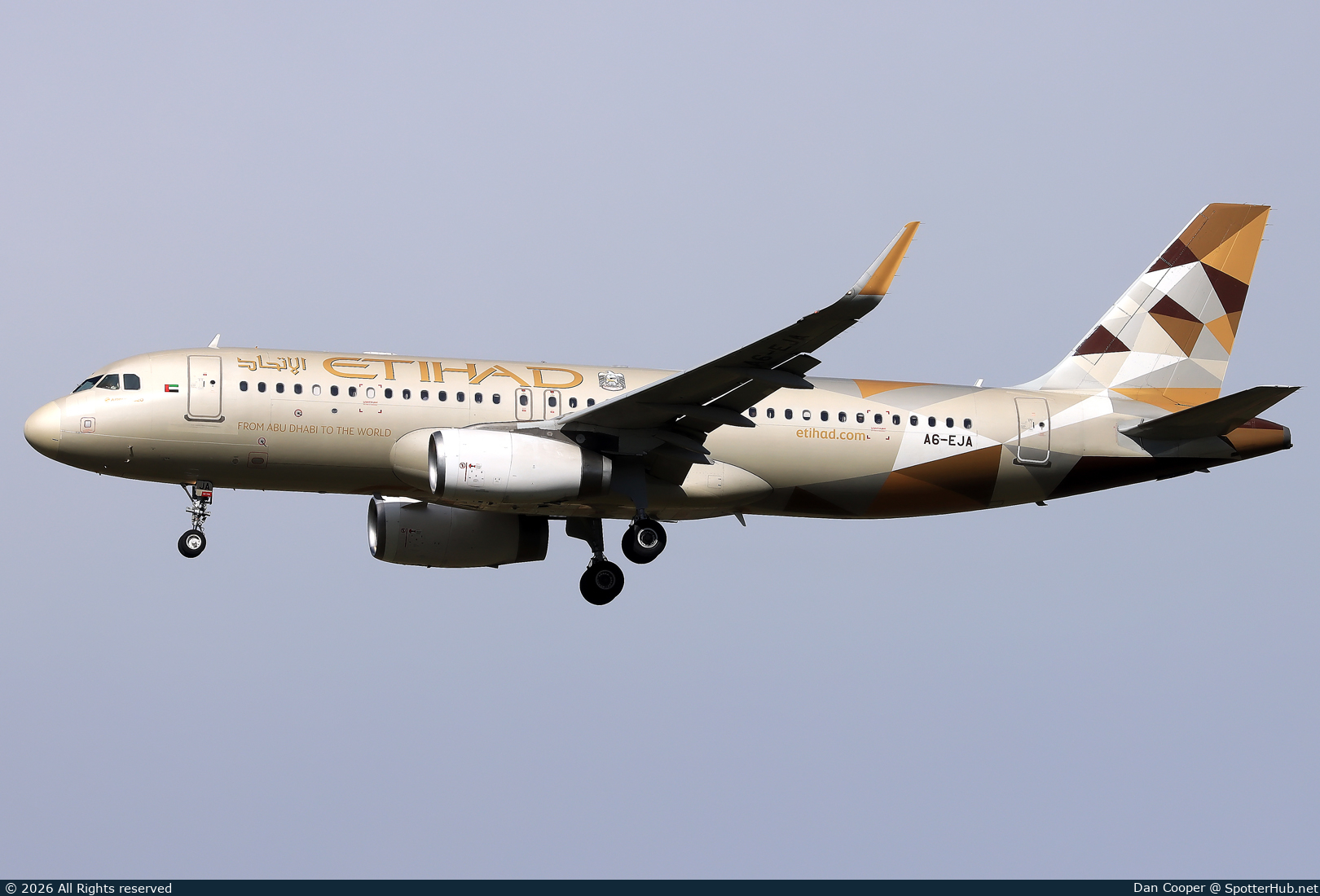 Photo of A6-EJA - Airbus A320-232 operated by Etihad Airways