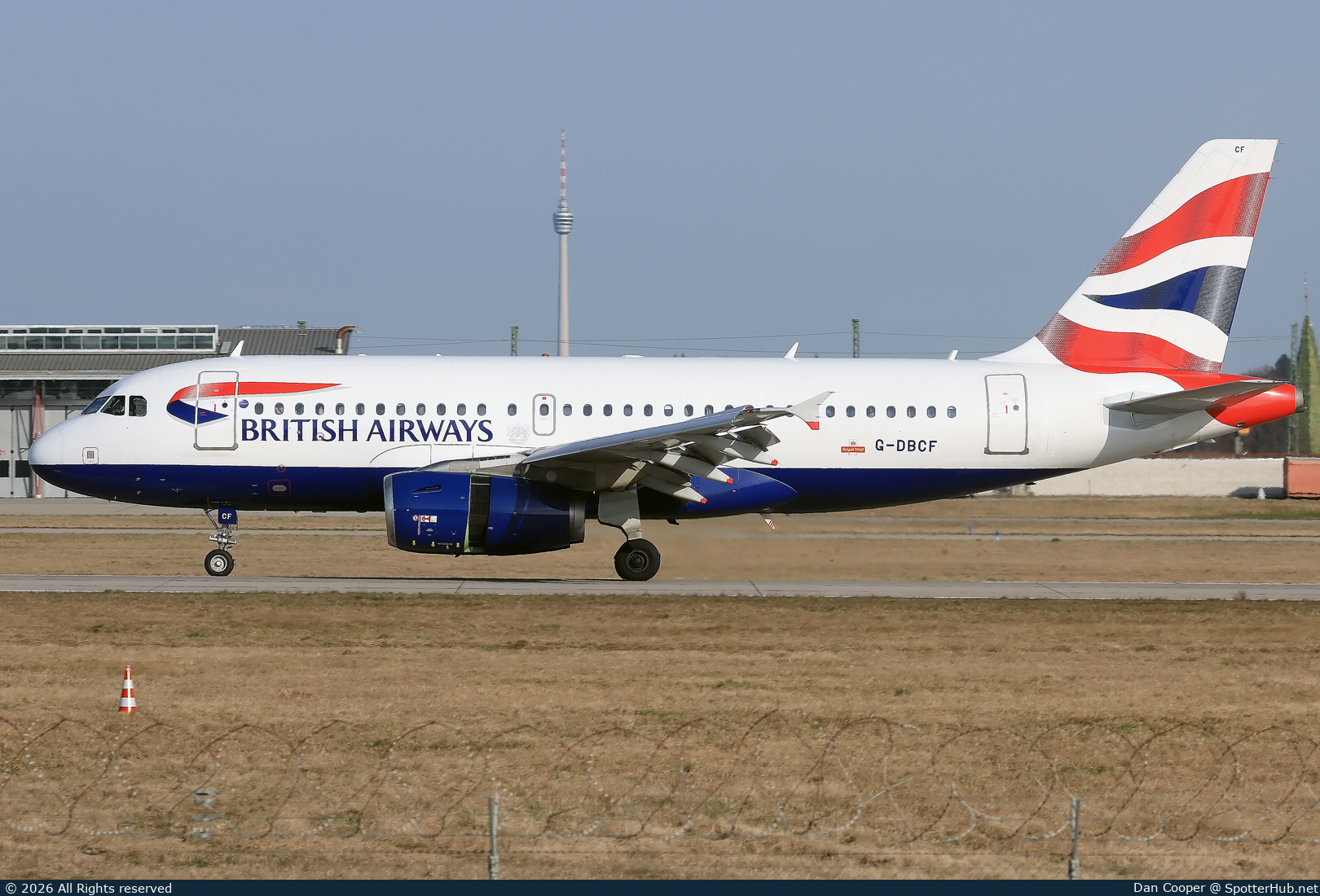 Photo of G-DBCF - Airbus A319-131 operated by British Airways