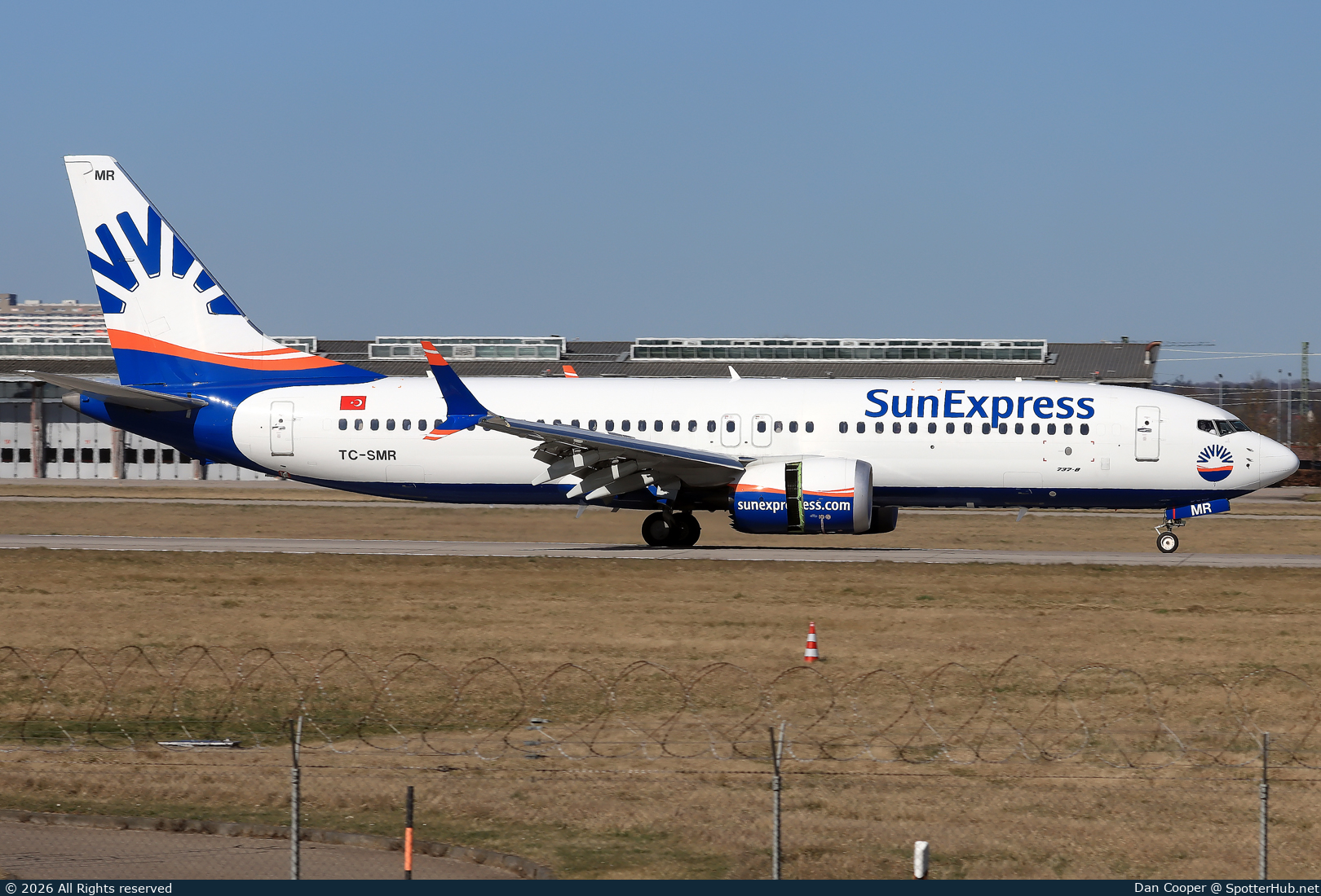 Photo of TC-SMR - Boeing 737 MAX 8 operated by SunExpress