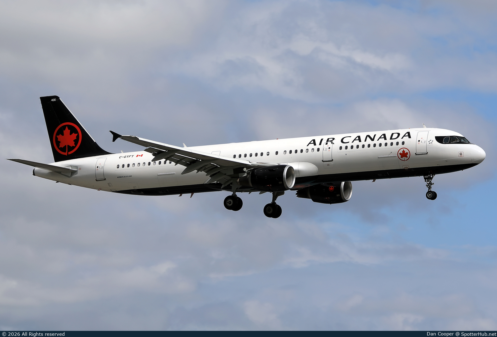 Photo of C-GYFY - Airbus A321-211 operated by Air Canada