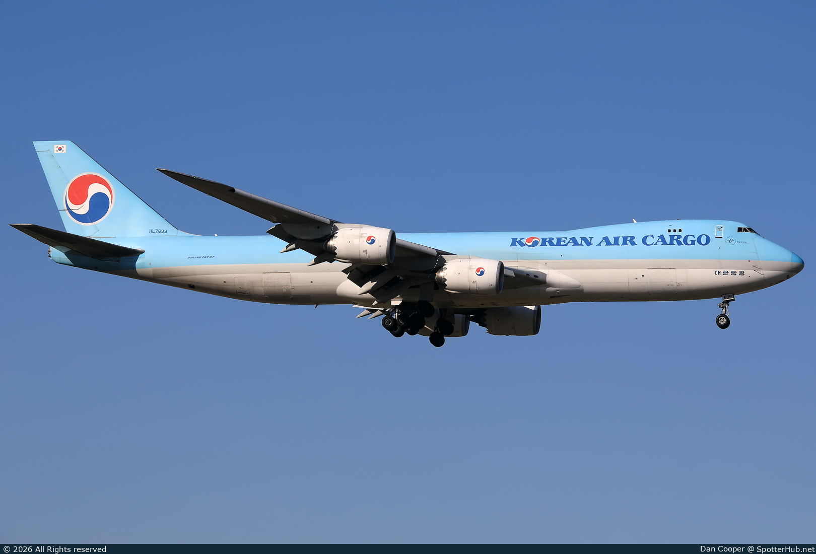 Photo of HL7639 - Boeing 747-8B5F operated by Korean Air Cargo