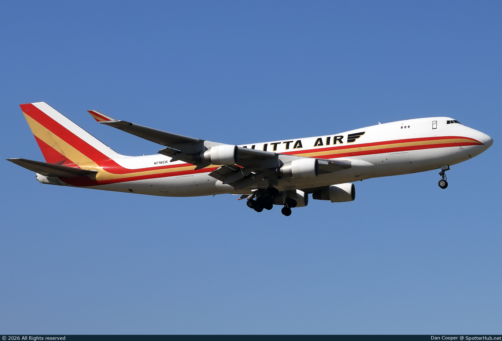 Photo of N716CK - Boeing 747-4B5F operated by Kalitta Air