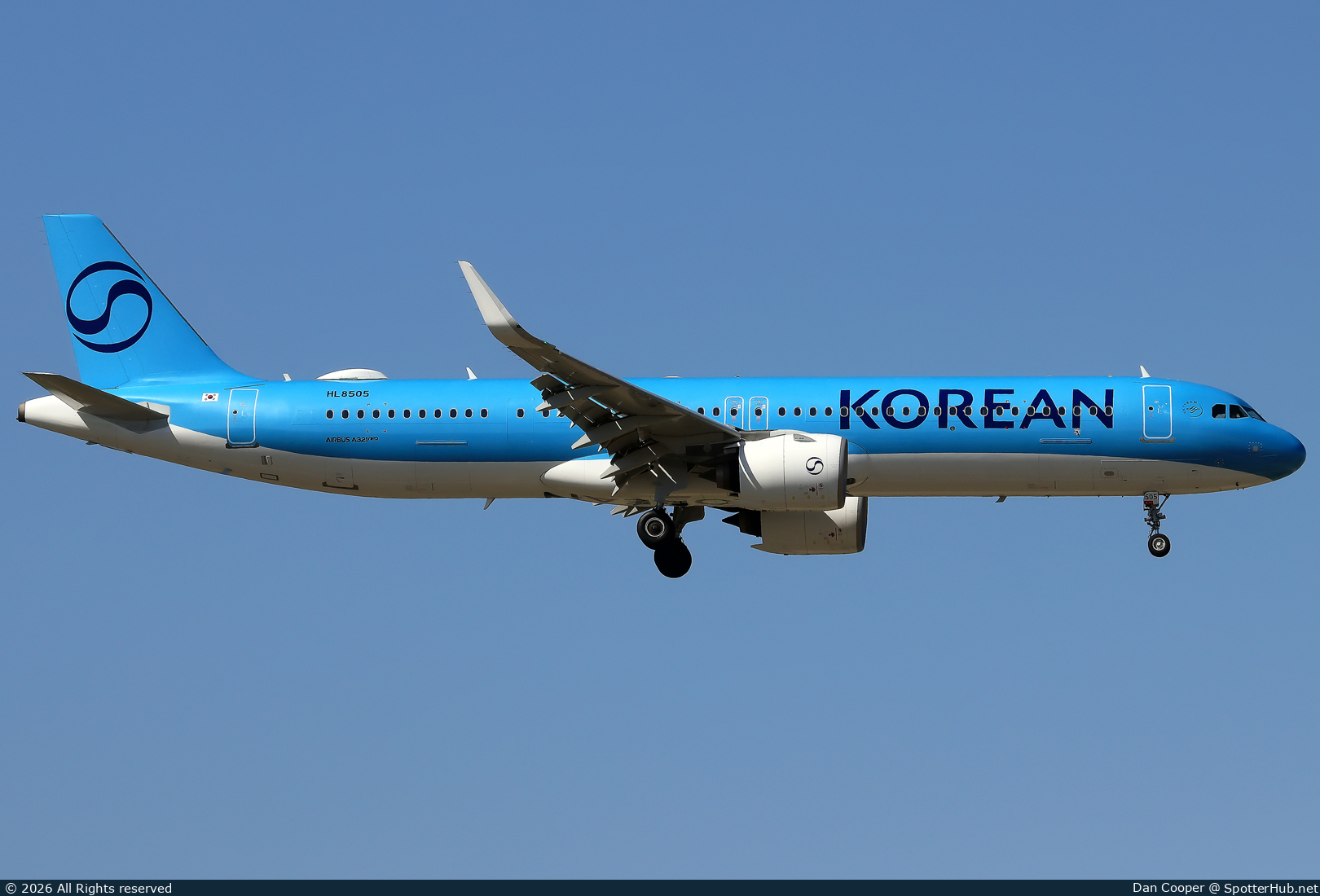 Photo of HL8505 - Airbus A321-272NX operated by Korean Air
