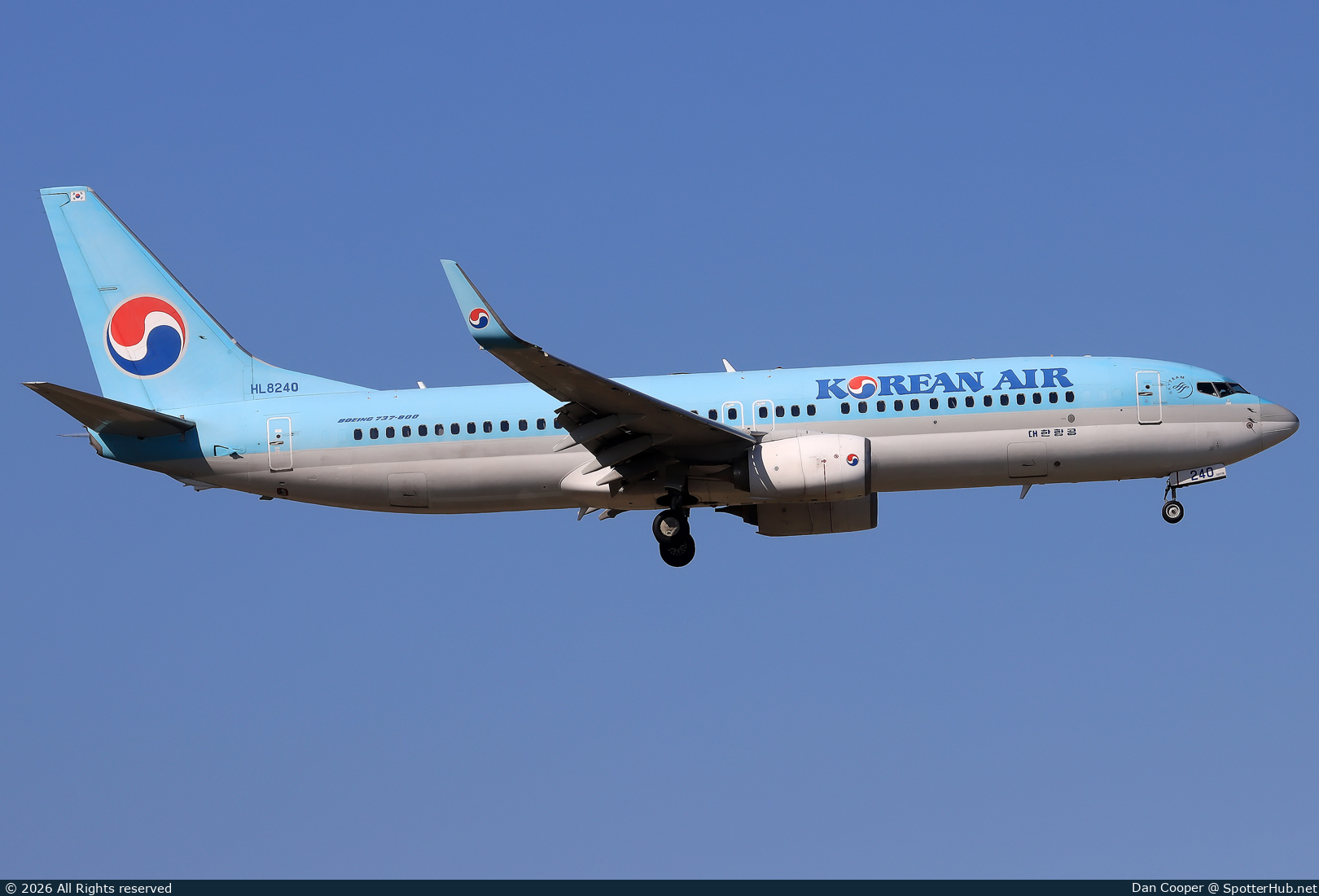 Photo of HL8240 - Boeing 737-8BK operated by Korean Air