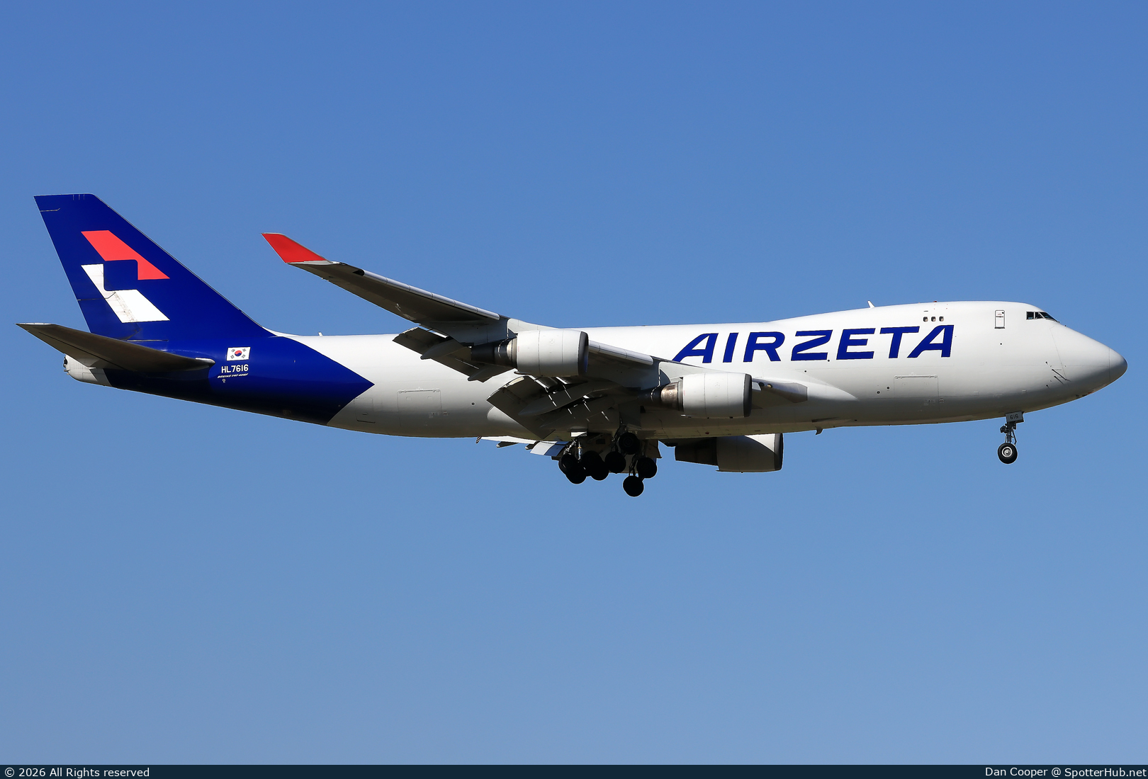 Photo of HL7616 - Boeing 747-446F operated by AirZeta