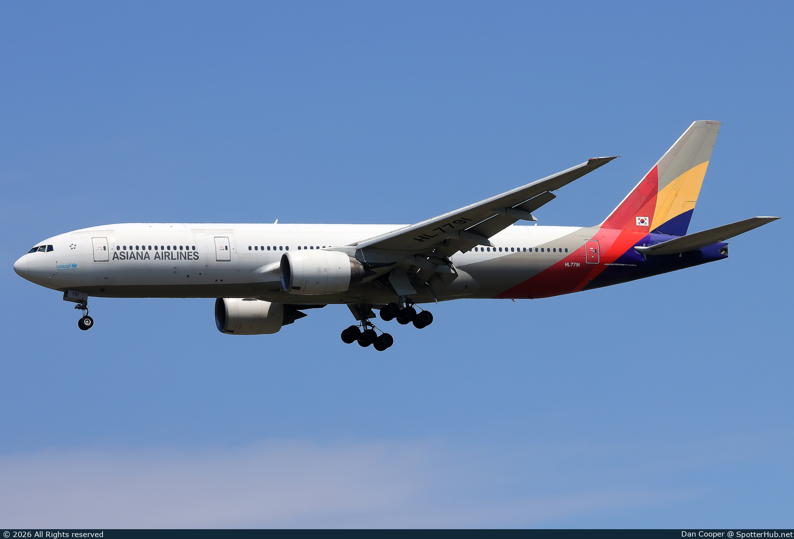 Photo of HL7791 - Boeing 777-28E(ER) operated by Asiana Airlines