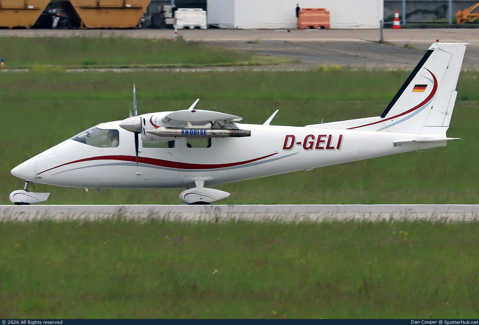 Photo of D-GELI - Partenavia P.68B Victor operated by Hagelabwehr Region Stuttgart (opb FK Aviation)