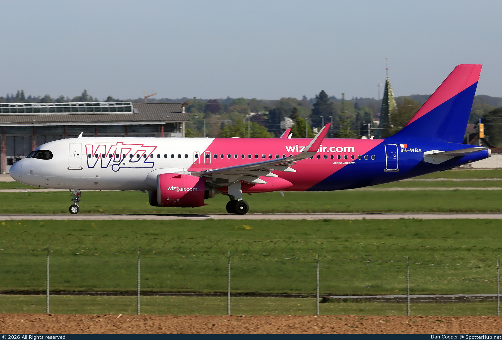 Photo of 9H-WBA - Airbus A320-271N operated by Wizz Air Malta