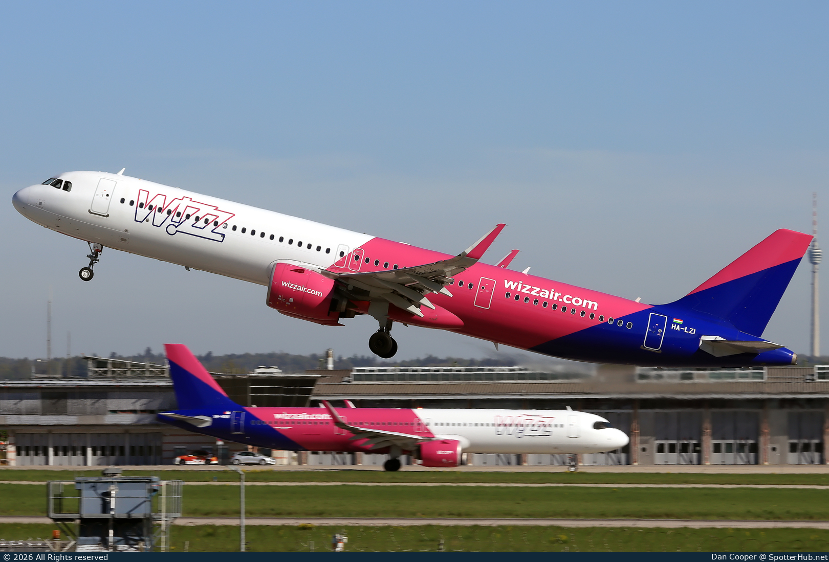 Photo of HA-LZI - Airbus A321-271NX operated by Wizz Air