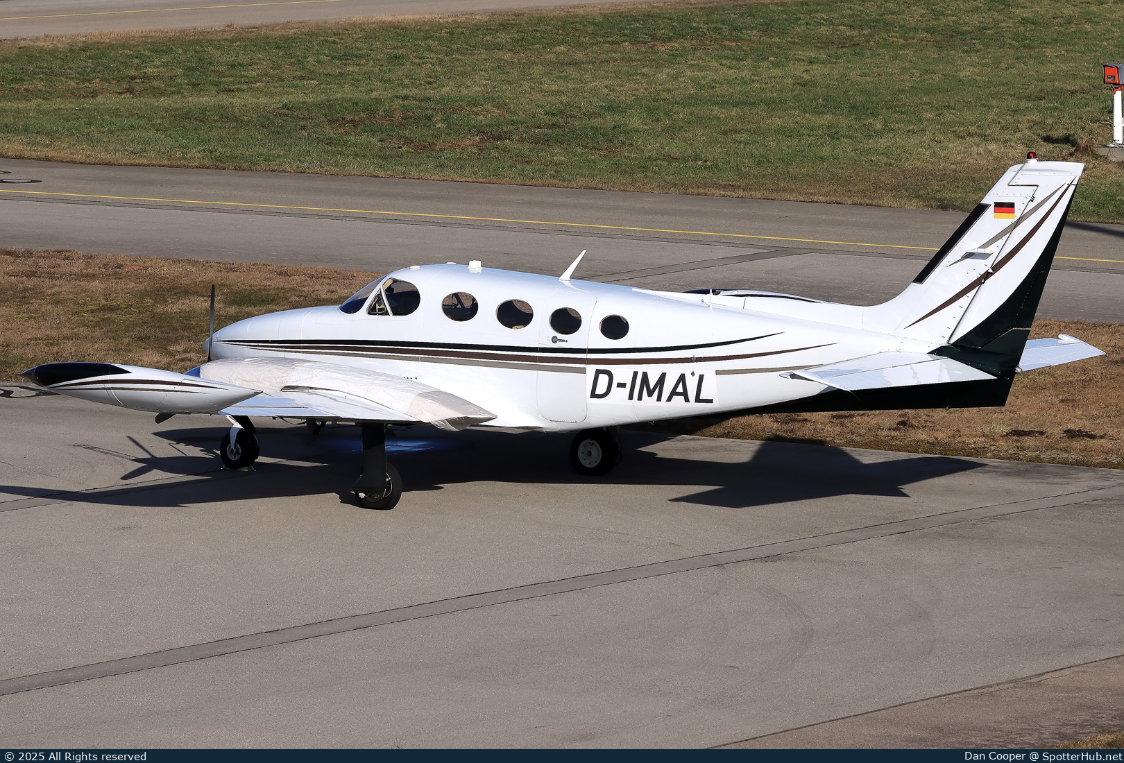 Photo of D-IMAL - Cessna 340A operated by Private