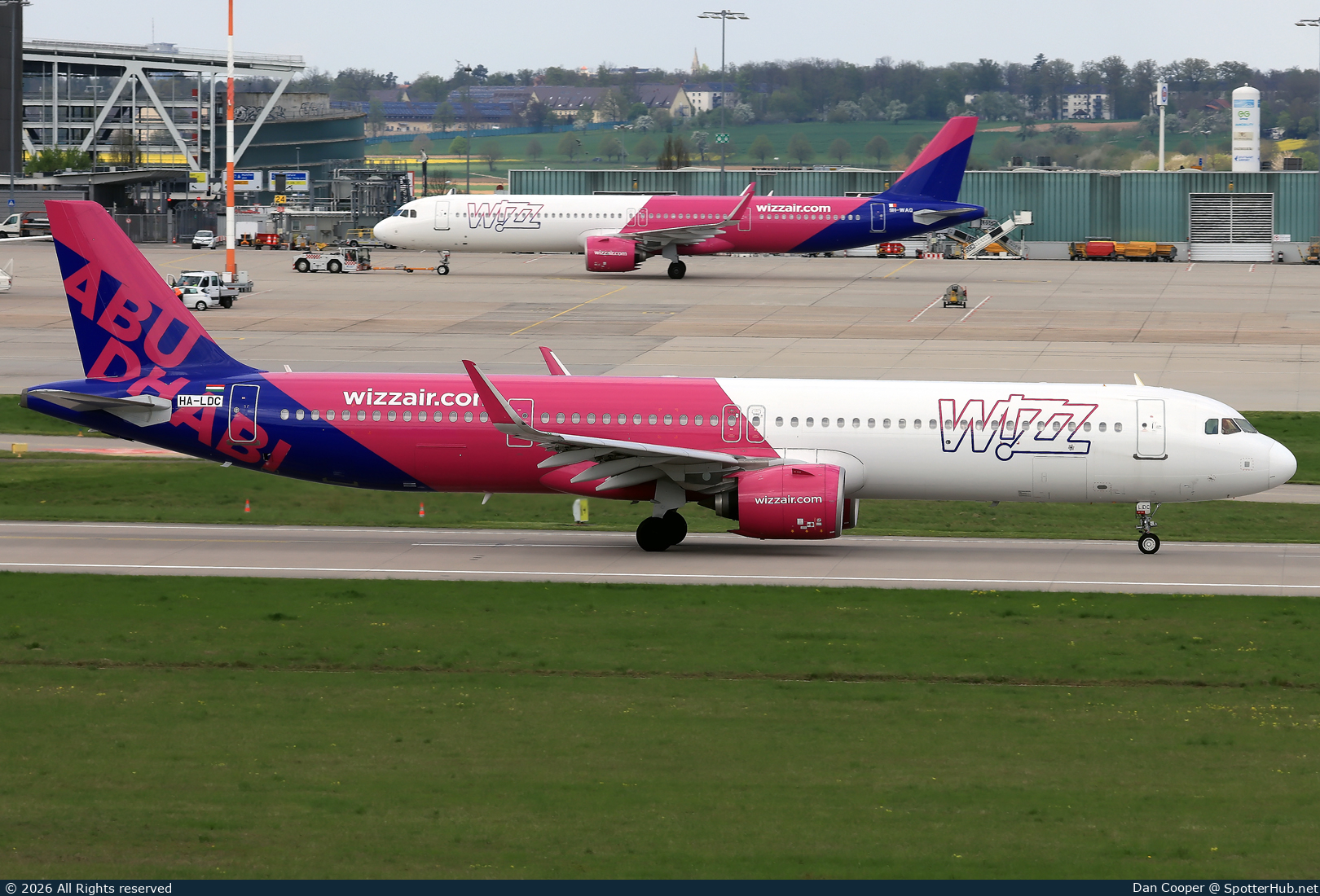 Photo of HA-LDC - Airbus A321-271NX operated by Wizz Air
