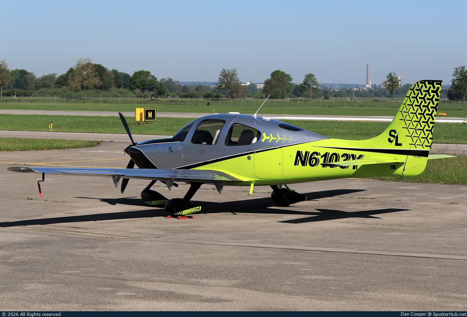 Photo of N6103Y - Cirrus SR22 G1 operated by Private