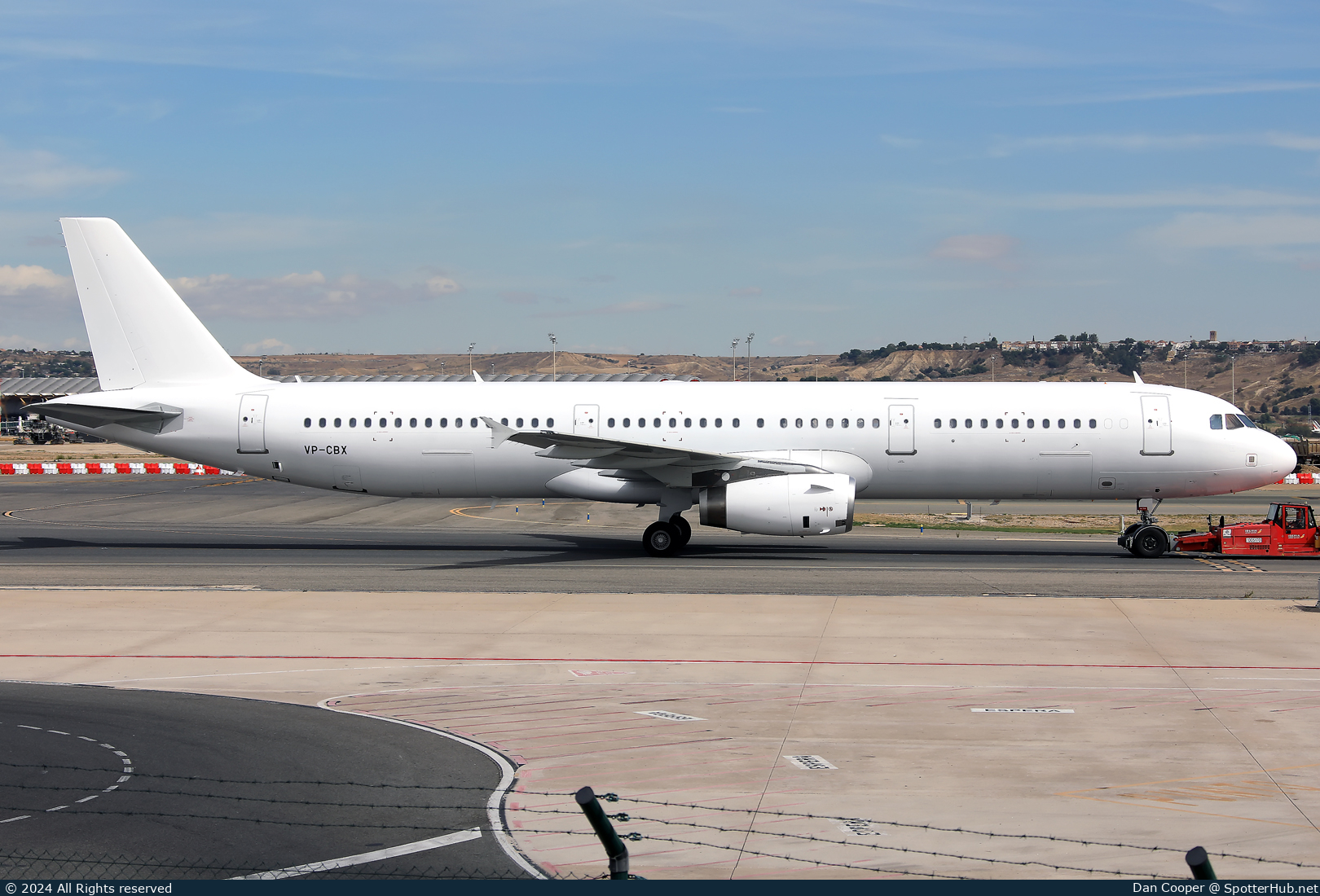 Photo of VP-CBX - Airbus A321-231 operated by BBAM