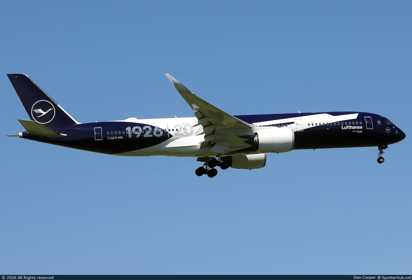 Photo of D-AIXL - Airbus A350-941 operated by Lufthansa
