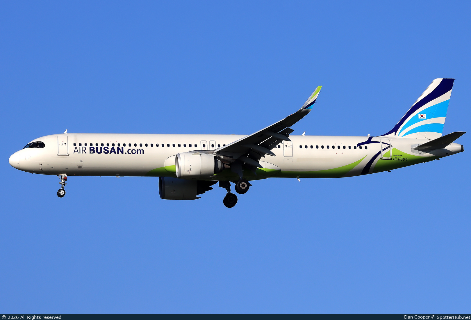 Photo of HL8504 - Airbus A321-251NX operated by Air Busan