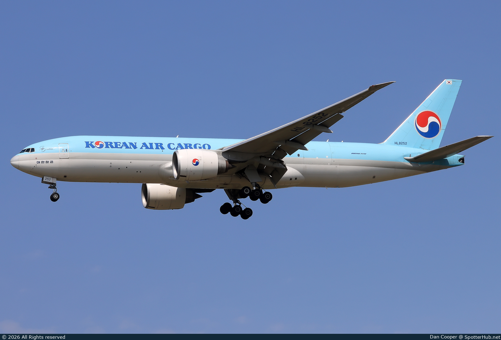 Photo of HL8252 - Boeing 777-FB5 operated by Korean Air Cargo