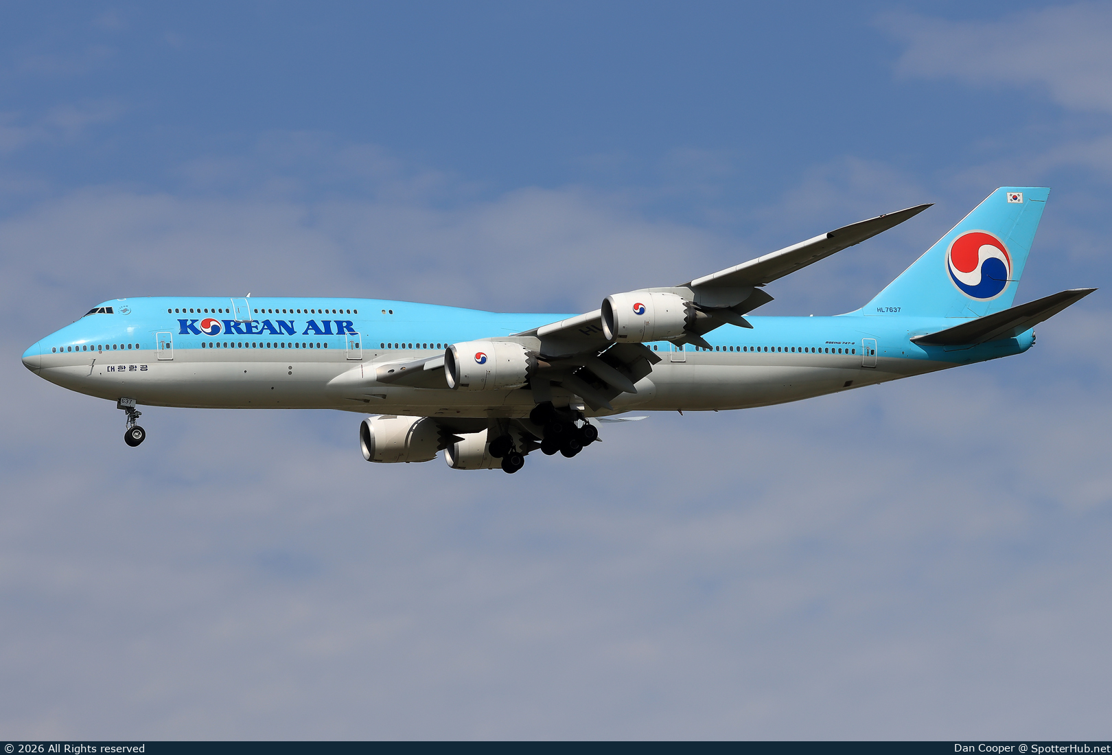Photo of HL7637 - Boeing 747-8B5 operated by Korean Air
