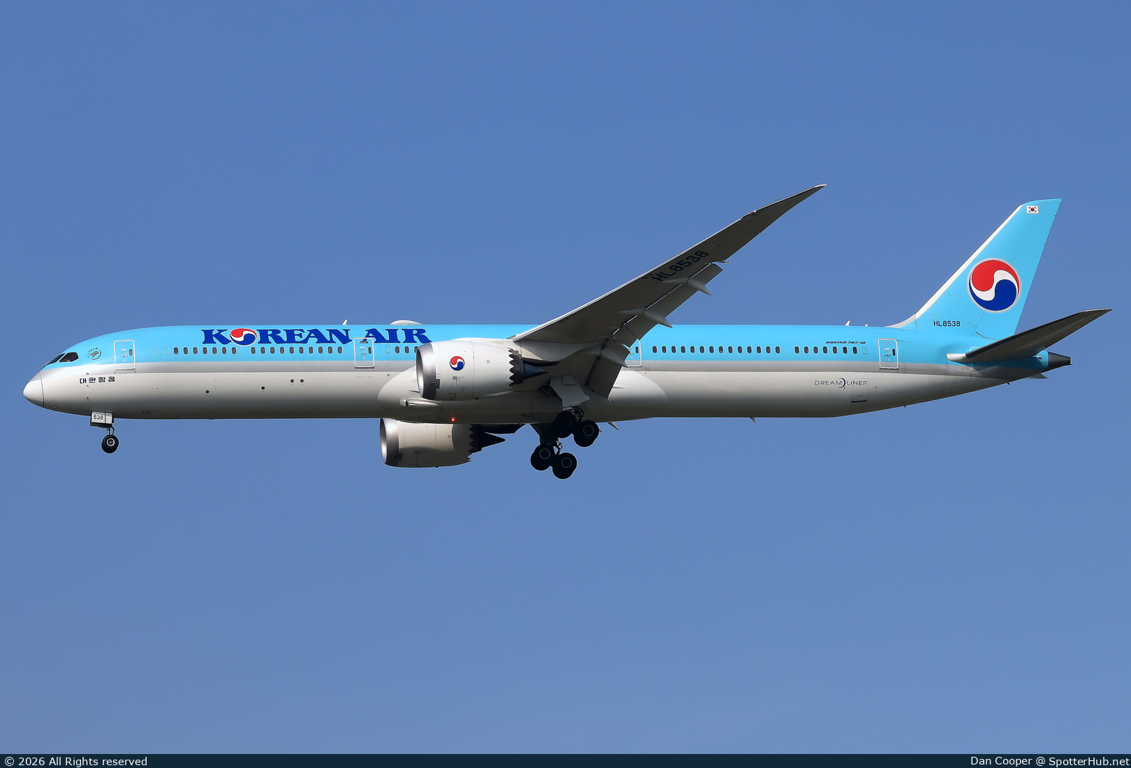 Photo of HL8538 - Boeing 787-10 Dreamliner operated by Korean Air