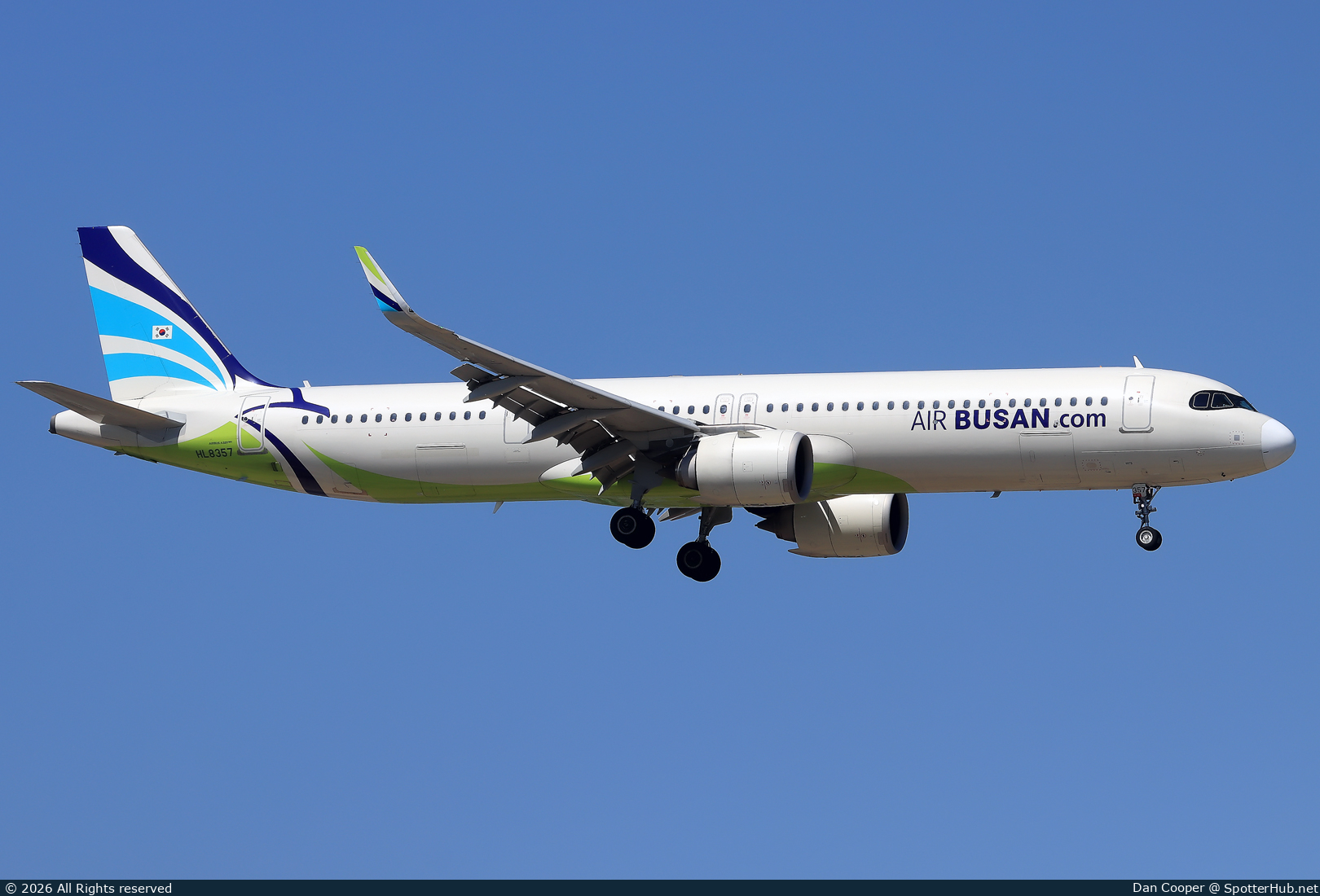 Photo of HL8357 - Airbus A321-251NX operated by Air Busan