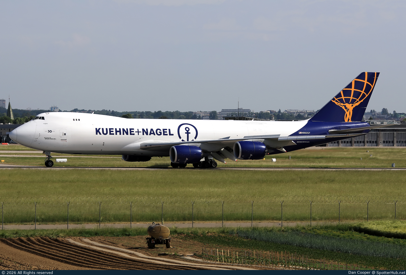 Photo of N862GT - Boeing 747-8F operated by Atlas Air