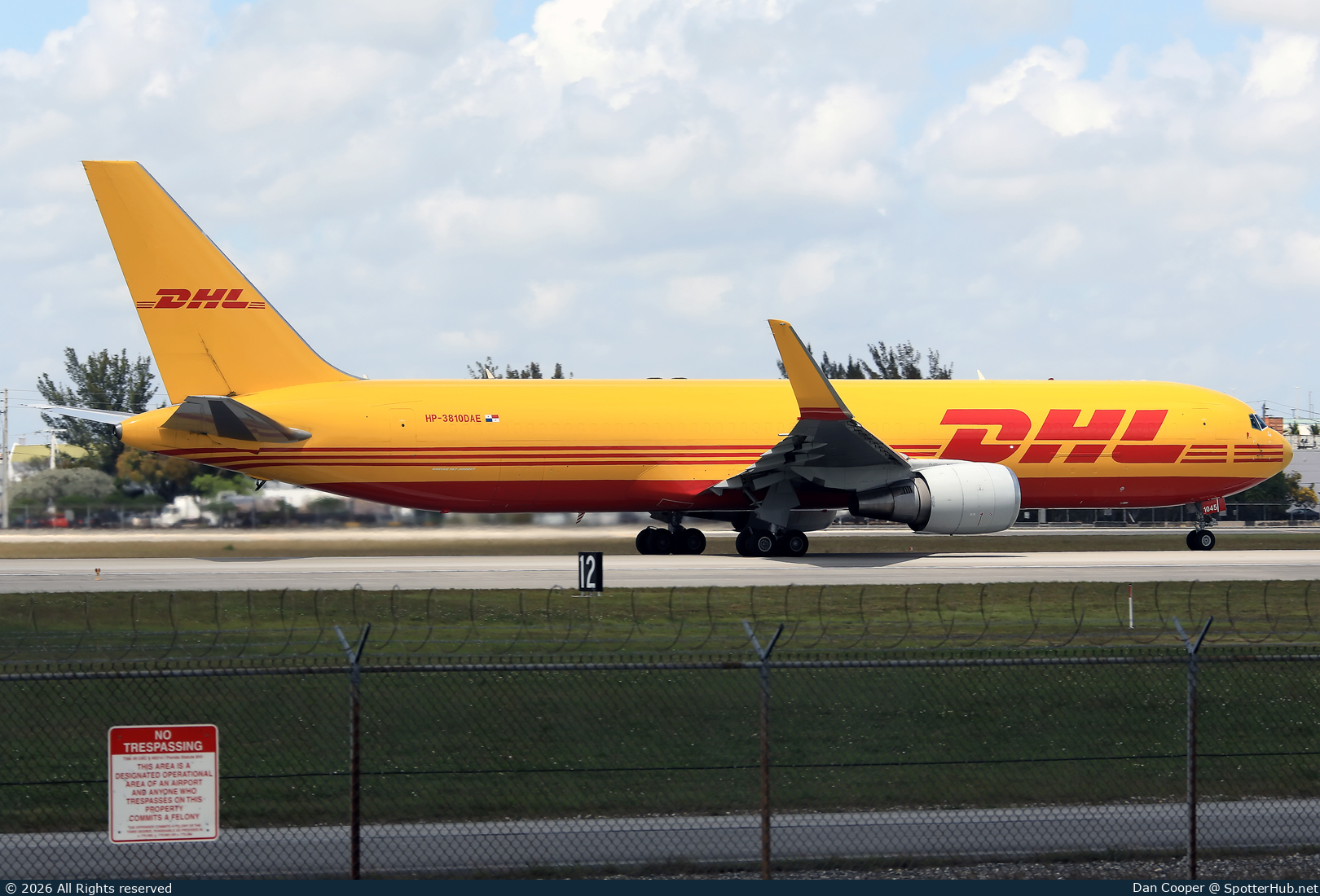 Photo of HP-3810DAE - Boeing 767-316(ER)(BCF) operated by DHL Aero Expreso