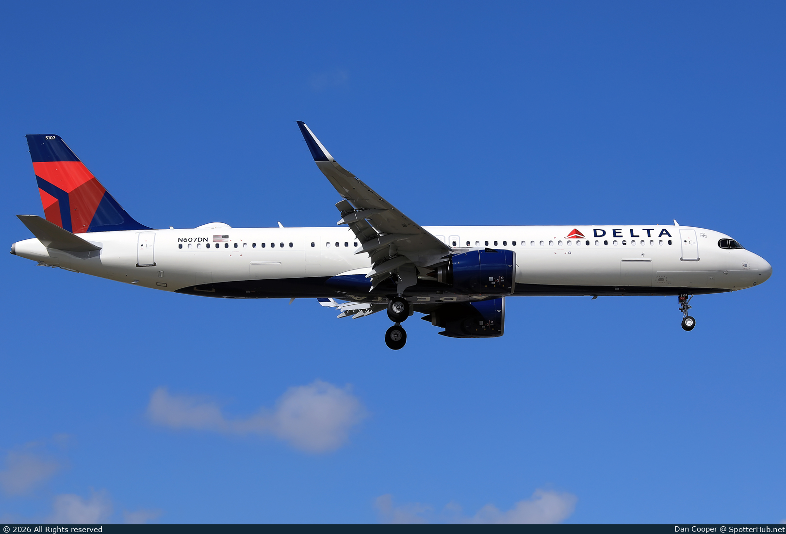Photo of N607DN - Airbus A321-271NX operated by Delta Air Lines