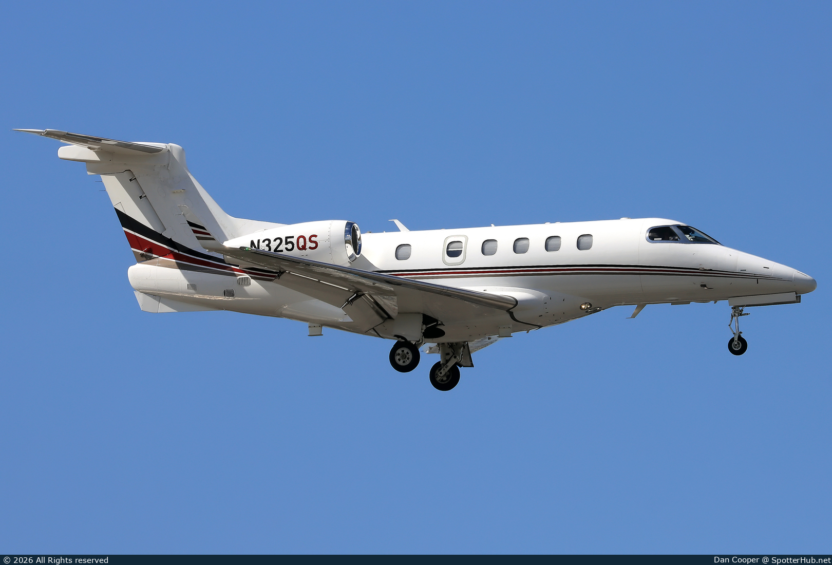 Photo of N325QS - Embraer Phenom 300 operated by NetJets