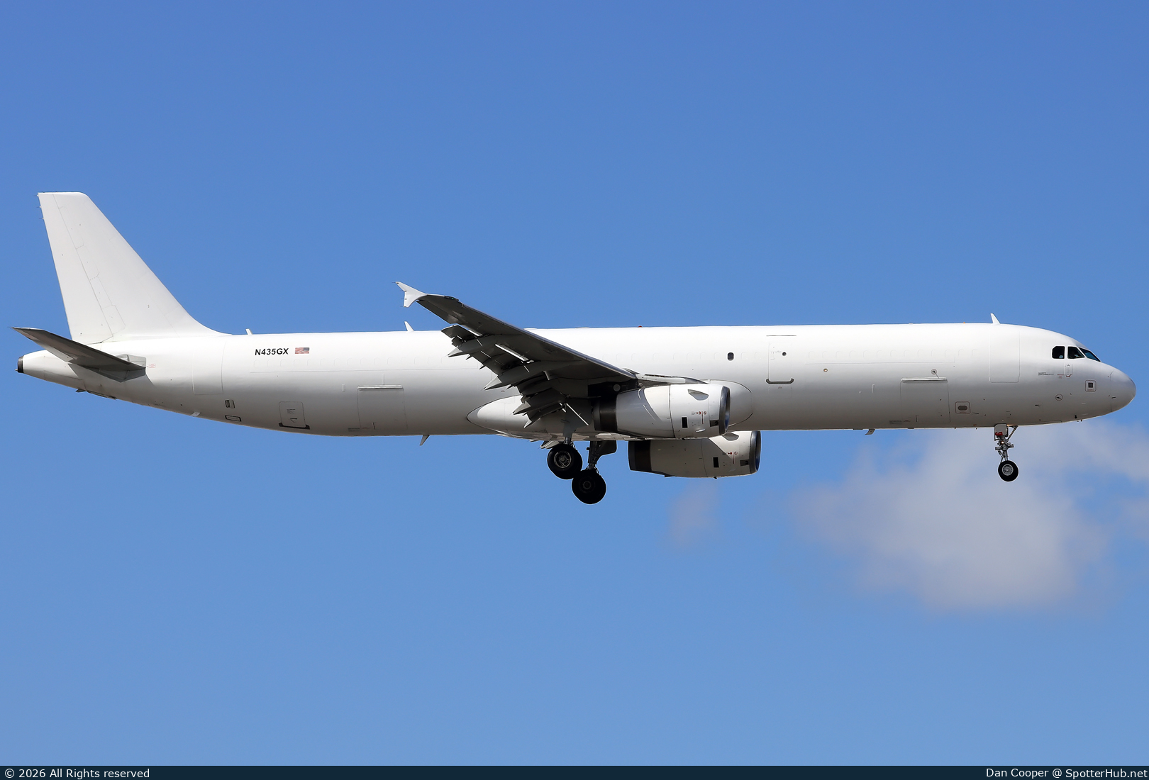 Photo of N435GX - Airbus A321-231(P2F) operated by GlobalX Cargo