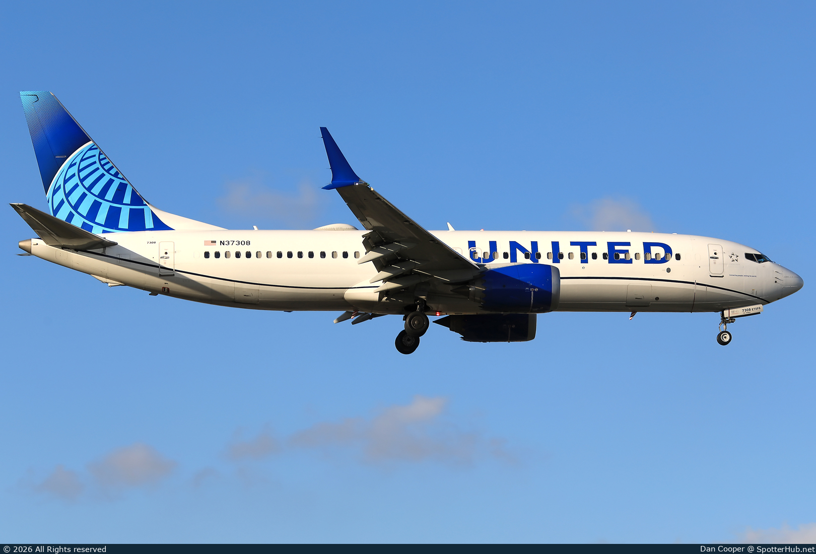 Photo of N37308 - Boeing 737 MAX 8 operated by United Airlines